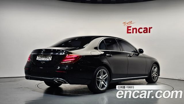 Mercedes-Benz E-Class (W213) E200 Avantgarde 2018 — фото 2