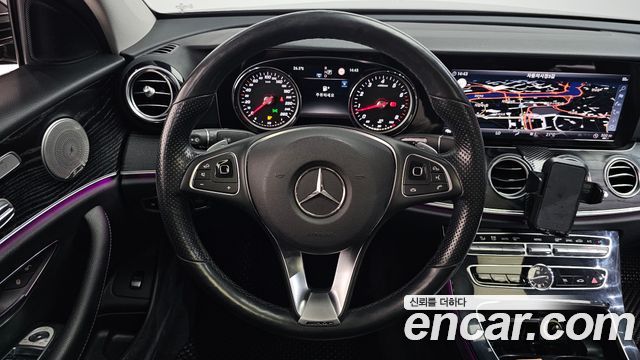 Mercedes-Benz E-Class (W213) E200 Avantgarde 2018 — фото 13