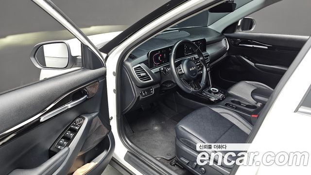 Kia Seltos Gasoline 2.0 2WD Signature 2024 — фото 12