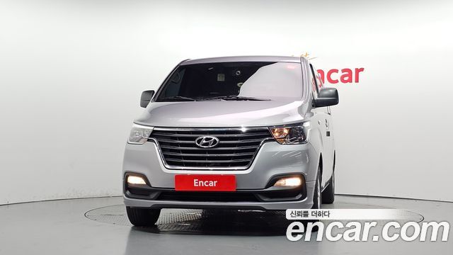 Hyundai Grand Starex Van 3-Seater Smart 2021 — фото 3