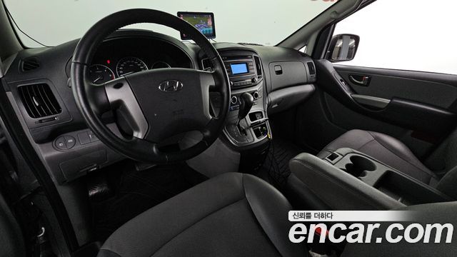 Hyundai Grand Starex Van 3-Seater Smart 2021 — фото 7