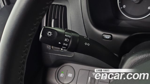 Hyundai Grand Starex Van 3-Seater Smart 2021 — фото 19