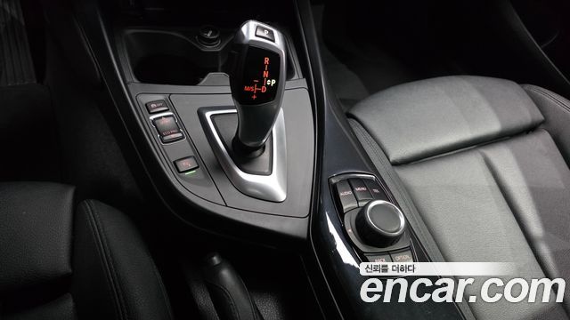 BMW 1 Series (F20) 118d Sport 5Door 2015 — фото 9