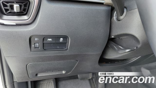 Kia Sorento (IV) Gasoline 2.5T 2WD Trendy 2023 — фото 18
