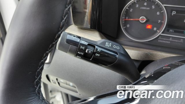 Kia Sorento (IV) Gasoline 2.5T 2WD Trendy 2023 — фото 20