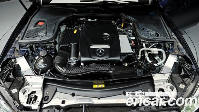 Mercedes-Benz E-Class (W213) E300 4MATIC Exclusive 2019 — фото 6