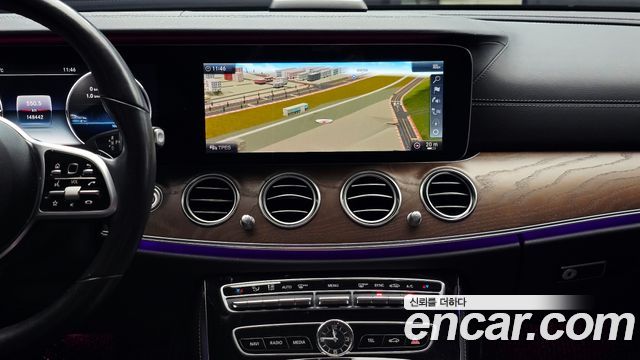 Mercedes-Benz E-Class (W213) E300 4MATIC Exclusive 2019 — фото 14
