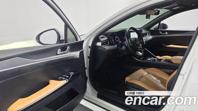 Kia K5 (III) 2.0 Prestige 2021 — фото 10