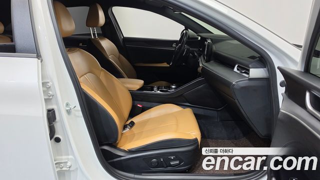 Kia K5 (III) 2.0 Prestige 2021 — фото 26
