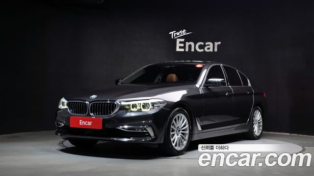BMW 5 Series (G30) 520i Luxury