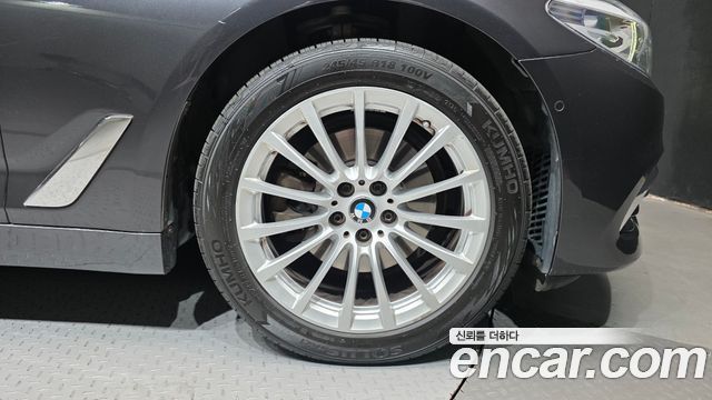 BMW 5 Series (G30) 520i Luxury 2020 — фото 21