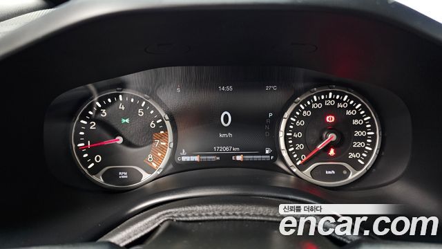 Jeep Renegade 2.4 Limited 2019 — фото 8
