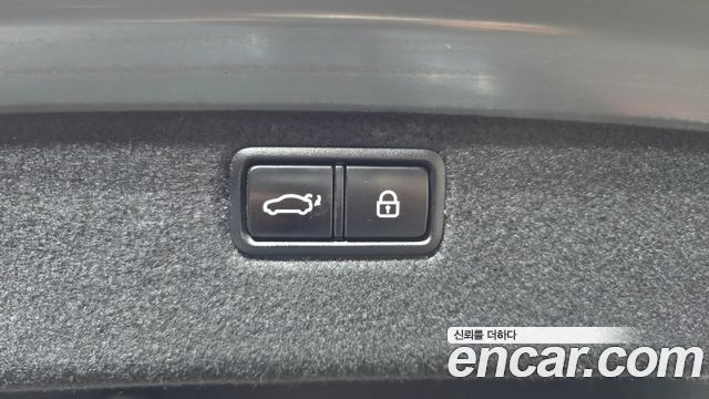 Genesis G80 3.3 GDI Premium Luxury 2018 — фото 18