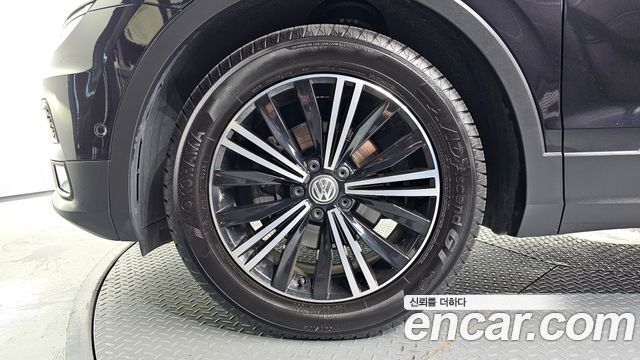 Volkswagen Tiguan (II) 2.0 TDI Prestige 2020 — фото 5