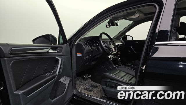 Volkswagen Tiguan (II) 2.0 TDI Prestige 2020 — фото 10
