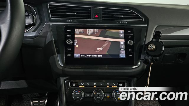 Volkswagen Tiguan (II) 2.0 TDI Prestige 2020 — фото 14