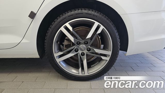 Audi A4 (B9) 40 TFSI Premium 2019 — фото 21