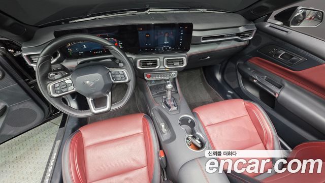 Ford Mustang (VII) 5.0 GT Premium Convertible 2024 — фото 7