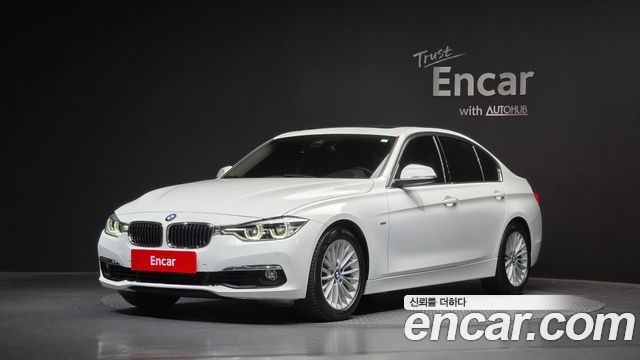 BMW 3 Series (F30) 320i Luxury