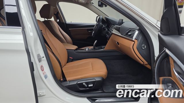 BMW 3 Series (F30) 320i Luxury 2016 — фото 11