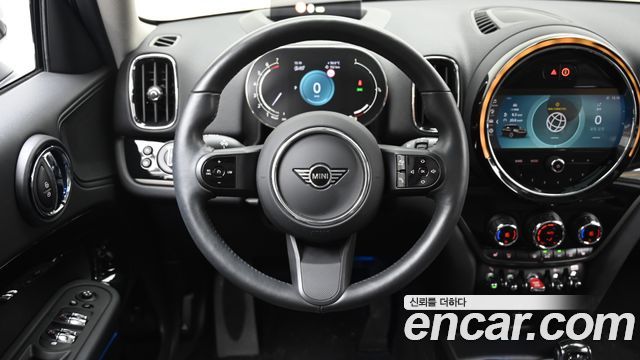 MINI Cooper Countryman Classic 2nd 2024 — фото 15