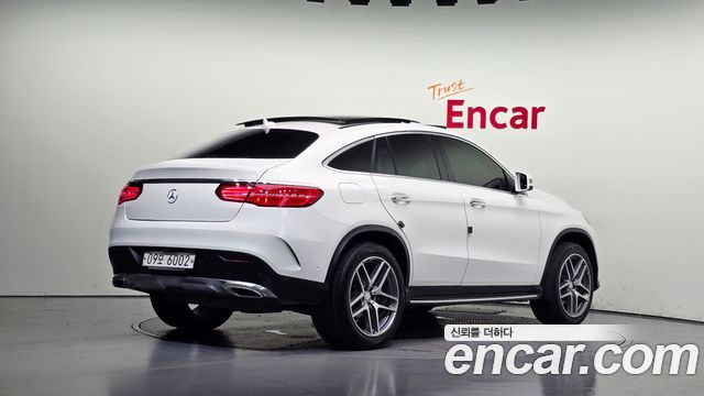 Mercedes-Benz GLE-Class (W166) GLE350 d 4MATIC Coupe 2017 — фото 2