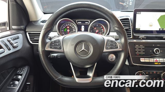 Mercedes-Benz GLE-Class (W166) GLE350 d 4MATIC Coupe 2017 — фото 13