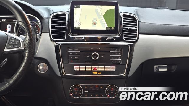 Mercedes-Benz GLE-Class (W166) GLE350 d 4MATIC Coupe 2017 — фото 18