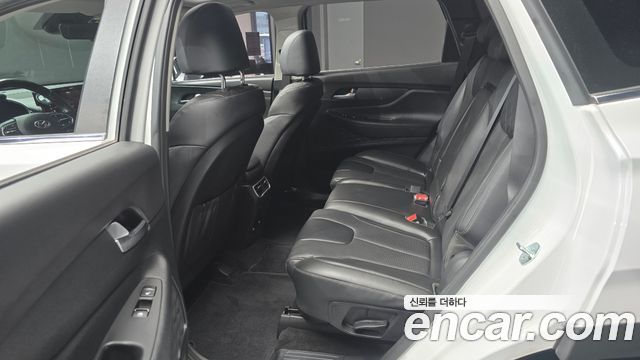 Hyundai Santa Fe Diesel 2.2 2WD Exclusive 2023 — фото 11