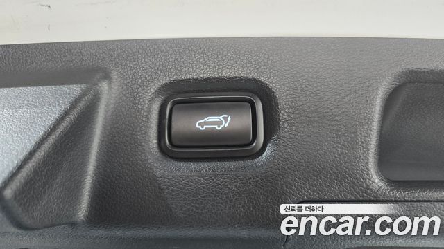 Hyundai Santa Fe Diesel 2.2 2WD Exclusive 2023 — фото 17