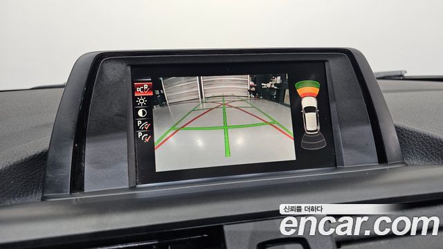 BMW 1 Series (F20) 118d Sport 5Door 2017 — фото 15