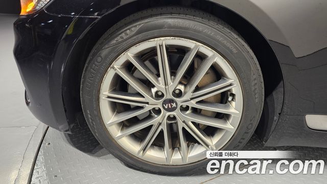 Kia K9 3.8 GDI AWD PlatinumⅢ 2020 — фото 5