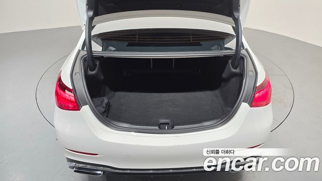 Mercedes-Benz C-Class (W206) C300 4MATIC AMG Line 2023 — фото 17