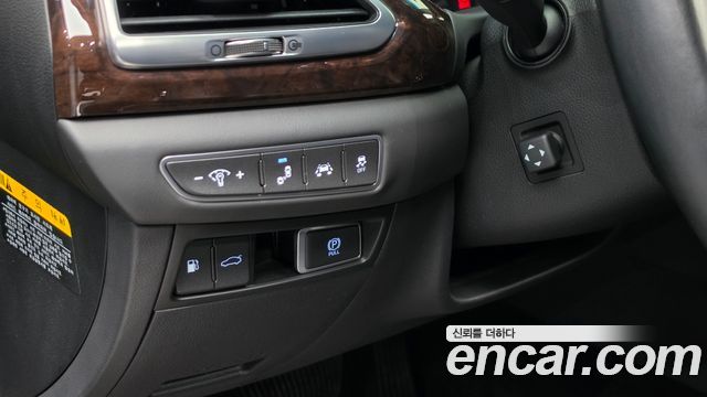 Genesis EQ900 3.8 GDI Luxury 2016 — фото 16