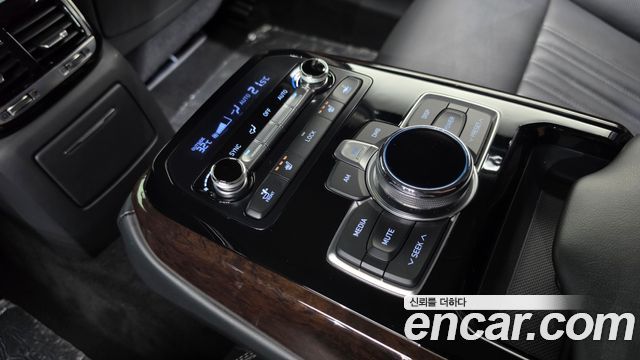 Genesis EQ900 3.8 GDI Luxury 2016 — фото 19