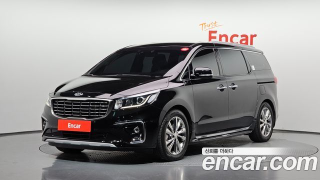 Kia Carnival 9-Seater Prstige 2020 — фото 1