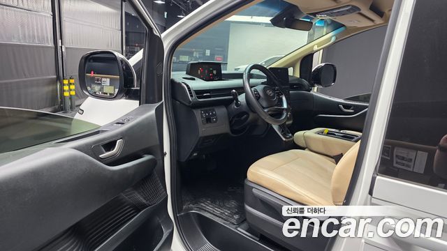 Hyundai Staria Cargo 3-Seater Modern 2024 — фото 10
