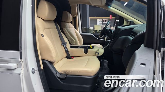 Hyundai Staria Cargo 3-Seater Modern 2024 — фото 11