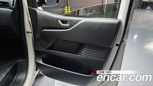 Hyundai Staria Cargo 3-Seater Modern 2024 — фото 25