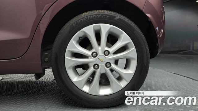 Chevrolet Spark Premier 2019 — фото 21