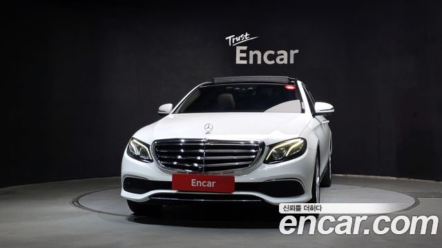 Mercedes-Benz E-Class (W213) E300 4MATIC Exclusive 2018 — фото 3