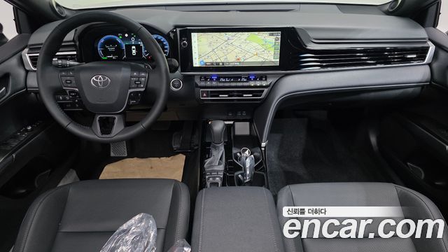 Toyota Camry (XV80) 2.5 XLE Premium Hybrid 2026 — фото 7