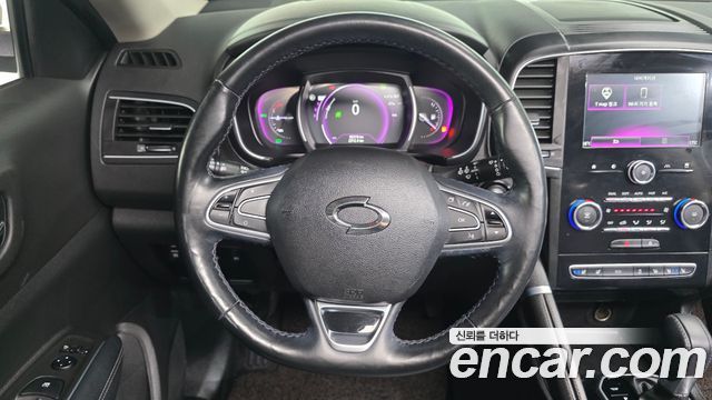 Renault Korea QM6 Diesel 4WD RE Signature 2017 — фото 17