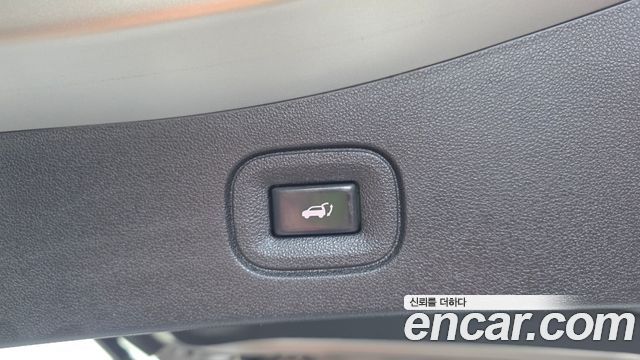 Renault Korea QM6 Diesel 4WD RE Signature 2017 — фото 37