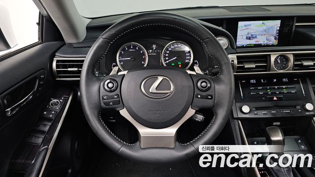 Lexus IS250 Executive XE30 2014 — фото 13