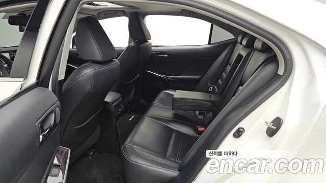 Lexus IS250 Executive XE30 2014 — фото 26