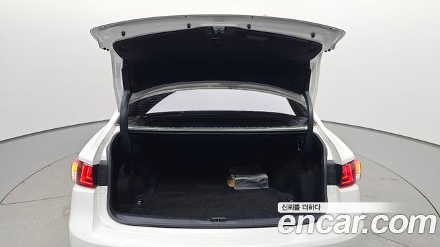 Lexus IS250 Executive XE30 2014 — фото 34