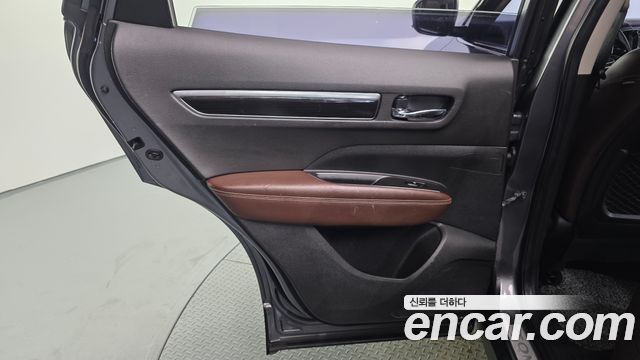 Renault Korea QM6 Diesel 2WD RE Signature 2017 — фото 25