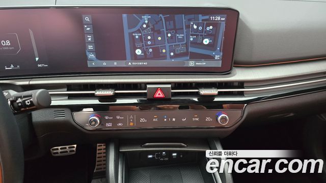 Kia Sportage (V) Gasoline 1.6 Turbo 2WD Signature X Line 2026 — фото 11