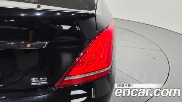 Genesis EQ900 5.0 GDI AWD Prestige 2016 — фото 23